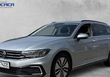 VW Passat Variant 52.000 km 26.450 &euro; Schierling 84069
