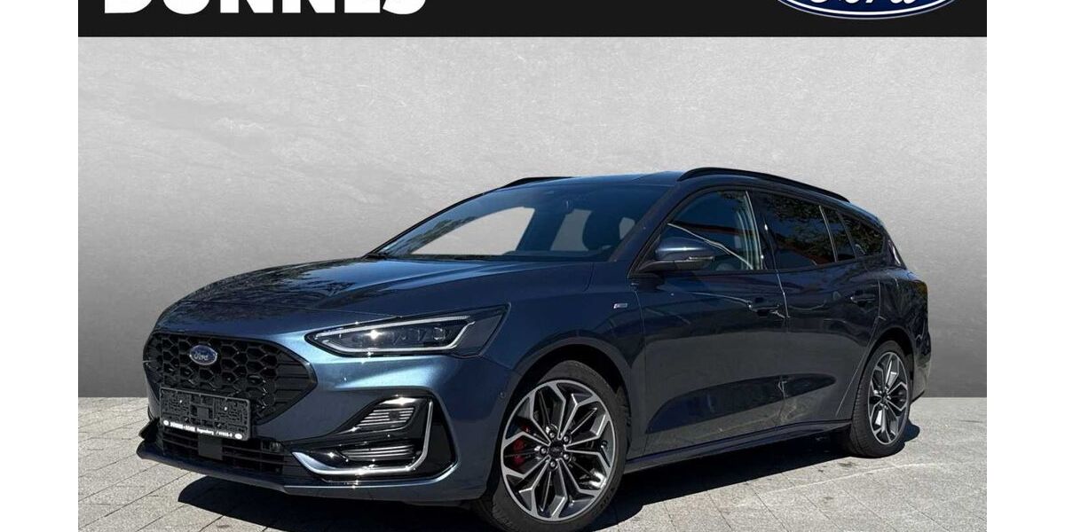 Ford Focus 29.500 km 22.995 &euro; Regensburg 93059