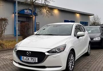 Mazda 2 43.200 km 13.800 &euro; Regensburg 93051