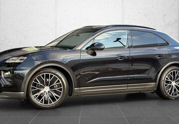 Porsche Macan 9.000 km 80.900 &euro; Regensburg 93055
