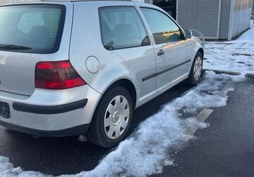 VW Golf 147.777 km 1.900 &euro; Regensburg 93053