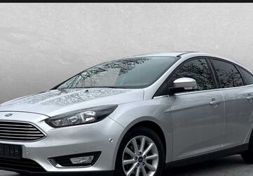 Ford Focus 94.500 km 9.990 &euro; Regensburg 93059