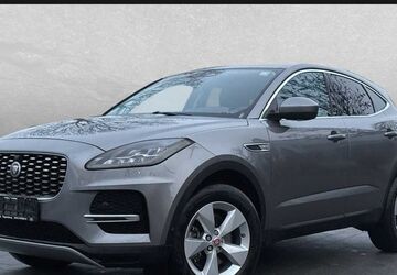 Jaguar E-Pace 72.000 km 27.115 &euro; Regensburg 93059