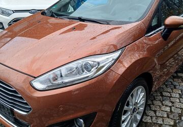 Ford Fiesta 172.000 km 3.999 &euro; Regensburg-Bernhardswald 93170