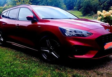 Ford Focus 71.000 km 15.900 &euro; Falkenstein 93167