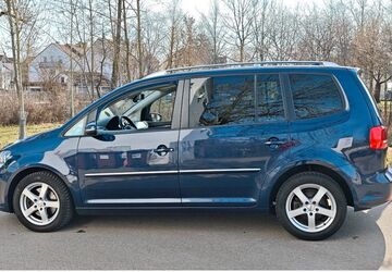 VW Touran 215.400 km 11.500 &euro; Regensburg 93055