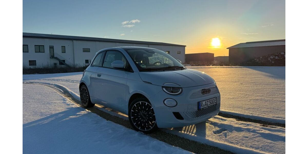 Fiat 500e 36.000 km 17.399 &euro; Hemau 93155