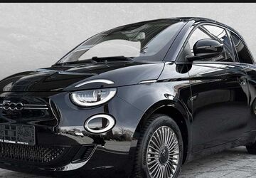 Fiat 500e 12.330 km 19.990 &euro; Regensburg 93059