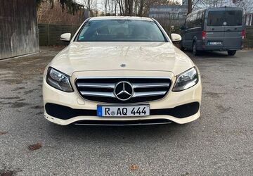 Mercedes-Benz E 200 262.500 km 7.999 &euro; Regensburg 93057