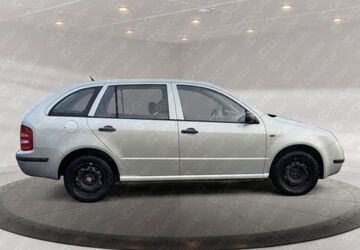 Skoda Fabia 269.773 km 1.490 &euro; Langquaid 84085