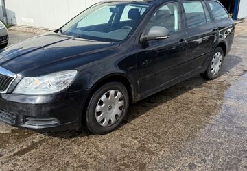 Skoda Octavia 245.681 km 1.899 &euro; Maxhütte -Haidhof 93142