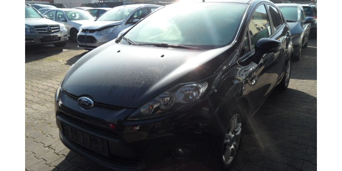 Ford Fiesta 217.020 km 2.499 &euro; Regensburg 93055