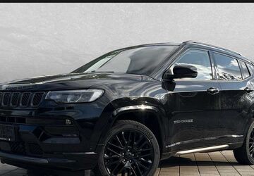 Jeep Compass 76.000 km 28.990 &euro; Regensburg 93059