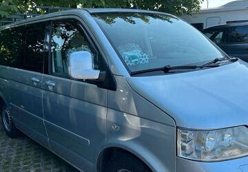 VW T5 Multivan 340.000 km 9.000 &euro; regensburg 93047