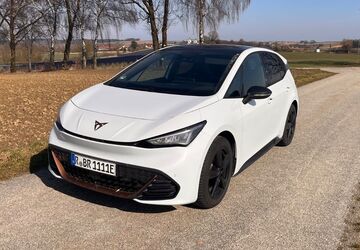 Cupra Born 67.000 km 21.500 &euro; Schierling 84069