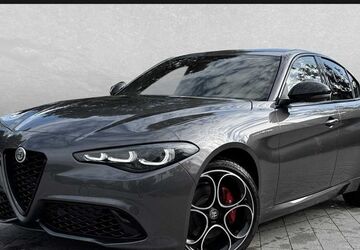 Alfa Romeo Giulia 2.500 km 48.590 &euro; Regensburg 93059