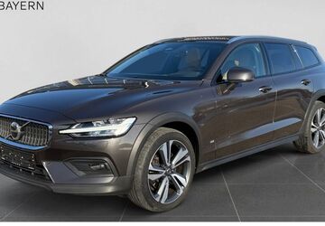 Volvo V60 Cross Country 76.500 km 39.490 &euro; Neutraubling 93073