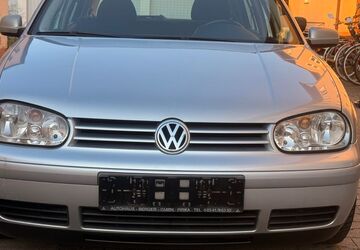 VW Golf 139.000 km 2.500 &euro; Regensburg 93053