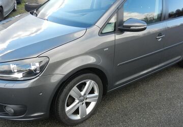 VW Touran 207.300 km 7.700 &euro; Regensburg 93057