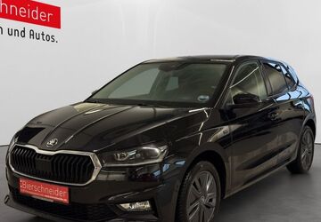 Skoda Fabia 23.560 km 21.950 &euro; Regensburg 93055