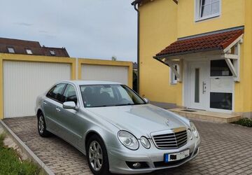 Mercedes-Benz E 220 347.000 km 5.850 &euro; Regensburg 93055