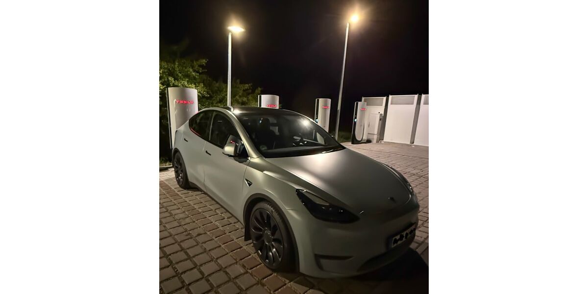 Tesla Model Y 31.792 km 38.500 &euro; Maxhütte 93142