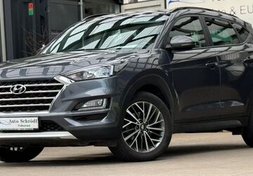 Hyundai TUCSON 49.100 km 21.980 &euro; Pollenried 93152