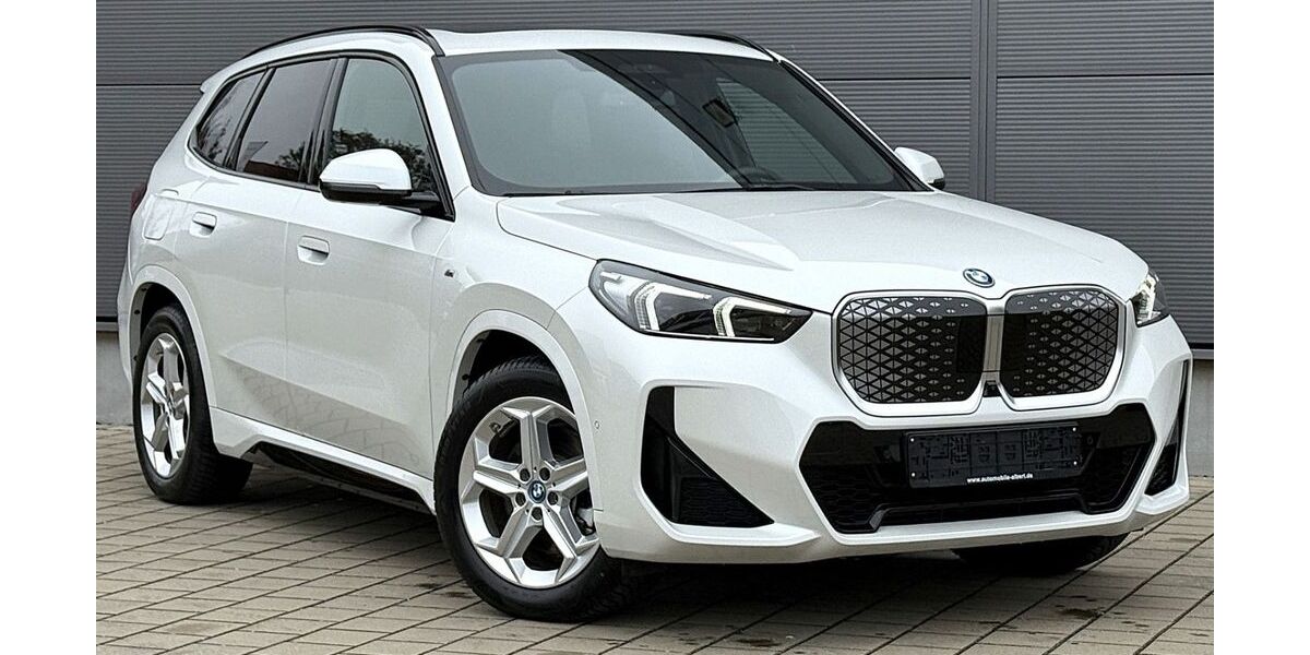 BMW iX1 21.558 km 44.990 &euro; Rohr i. NB (bei Regensburg) 93352