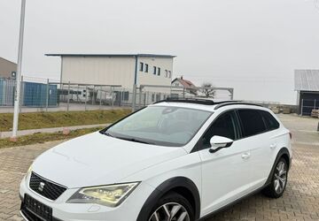 Seat Leon 192.000 km 9.999 &euro; Köfering 93096