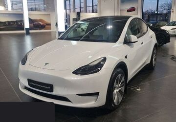 Tesla Model Y 37.438 km 30.300 &euro; Obertraubling 93083