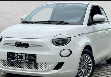 Fiat 500e 4.500 km 23.290 &euro; Regensburg 93059