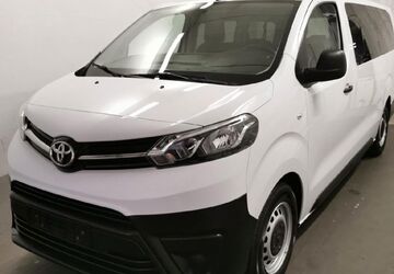 Toyota Proace (Verso) 91.055 km 24.990 &euro; Regensburg 93057