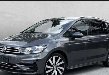 VW Touran 102.000 km 20.575 &euro; Regensburg 93059