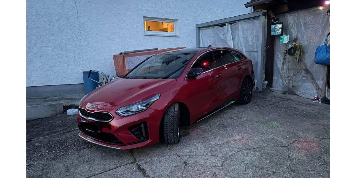 Kia pro ceed / ProCeed 107.000 km 18.500 &euro; Regenstauf 93128