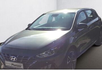 Hyundai i30 7.819 km 21.980 &euro; Regensburg 93055