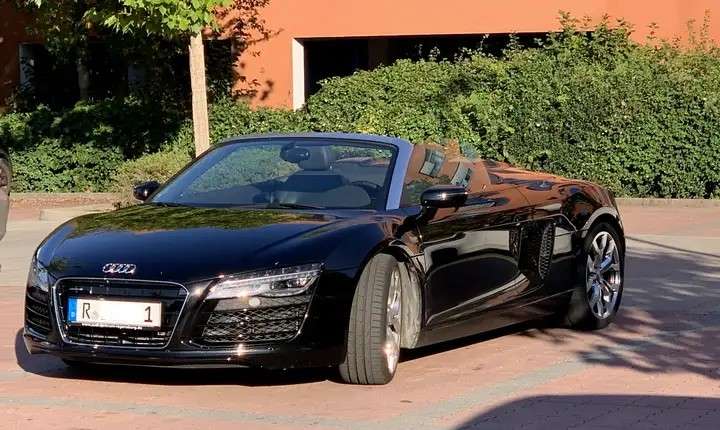 Audi R8 33.000 km 90.888 &euro; Regensburg 93055