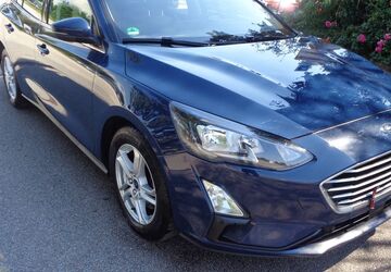 Ford Focus 146.491 km 8.500 &euro; Regensburg 93055