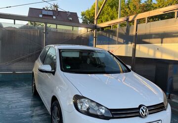 VW Golf 115.000 km 5.900 &euro; Regensburg 93055