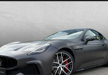 Maserati Granturismo 1.550 km 194.510 &euro; Regensburg 93059