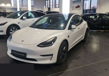 Tesla Model 3 67.311 km 26.900 &euro; Obertraubling 93083