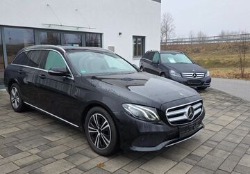 Mercedes-Benz E 220 56.653 km 27.900 &euro; Schierling 84069