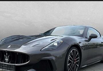 Maserati Granturismo 16.790 km 153.790 &euro; Regensburg 93059