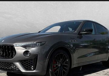 Maserati Levante 1.550 km 99.999 &euro; Regensburg 93059