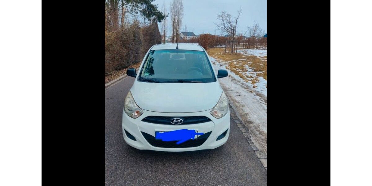 Hyundai i10 101.616 km 2.599 &euro; Regensburg 93055