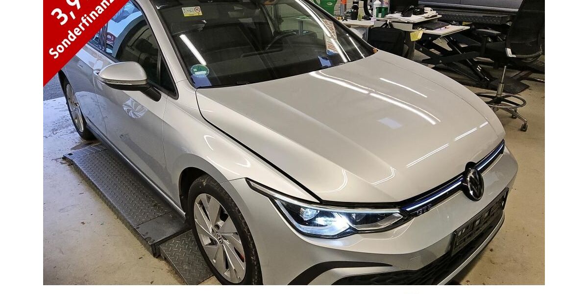 VW Golf 75.776 km 21.970 &euro; Saal a.d. Donau 93342