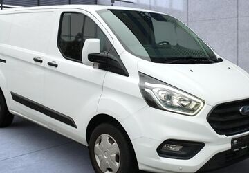 Ford Transit Custom 59.870 km 18.890 &euro; Regensburg 93053