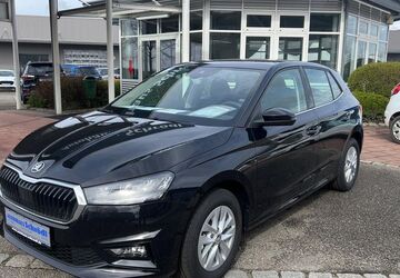 Skoda Fabia 5.000 km 17.990 &euro; Schönhofen und Neutraubling 93152