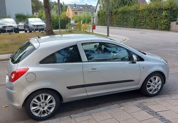 Opel Corsa 109.327 km 3.490 &euro; Regensburg 93051