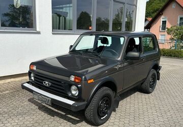 Lada Niva 45.800 km 13.500 &euro; Donaustauf 93093