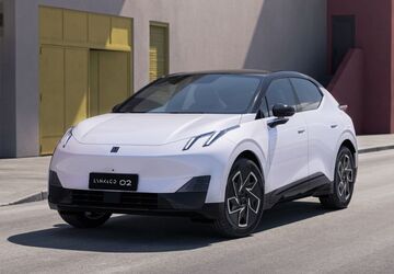 Lynk & Co 02 3.000 km 33.990 &euro; Regensburg 93055